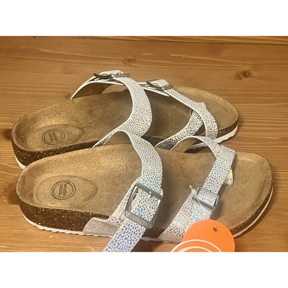 Wonder Nation Girls Silver Iridescent Footbed Thong Sandal 6 - Picture 3 of 12